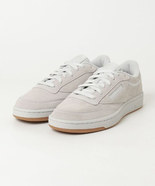 Reebok(リーボック)の「【別注】リーボック クラブシー 85_CLUB C 85 限定コラボ(スニーカー・メンズ・ライトグレー・25.0cm/25.5cm/26.0cm/26.5cm/27.0cm/27.5cm/28.0cm)」の1枚目の写真
