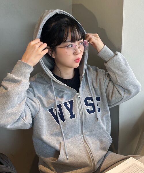 WYSE（ワイズ）の「カレッジフードジップアップVer2 グレー（パーカー・レディース・その他・MEDIUM/SMALL/LARGE）」の4枚目の写真