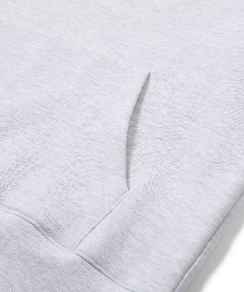 BORN CHAMPS（ボーンチャンプス）の「チャンスイタリックロゴフードパーカーB22FT02LG（パーカー・レディース・その他・LARGE/MEDIUM/SMALL）」の6枚目の写真