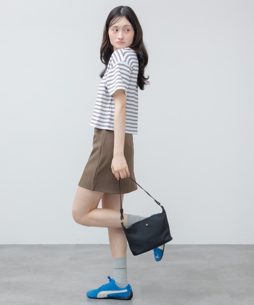 HEILIS(ヘイリス)の「クロップドマルチボーダーTシャツ / ブラック オフホワイト ブラウン 夏服 春服 韓国 マルチボーダー 柄 トップス クロップド丈 コンパクト 半袖 ノームコア シティーガール カットソー ボーダー(Tシャツ/カットソー・レディース・ブラック/ブラウン/オフホワイト・FREE)」の14枚目の写真