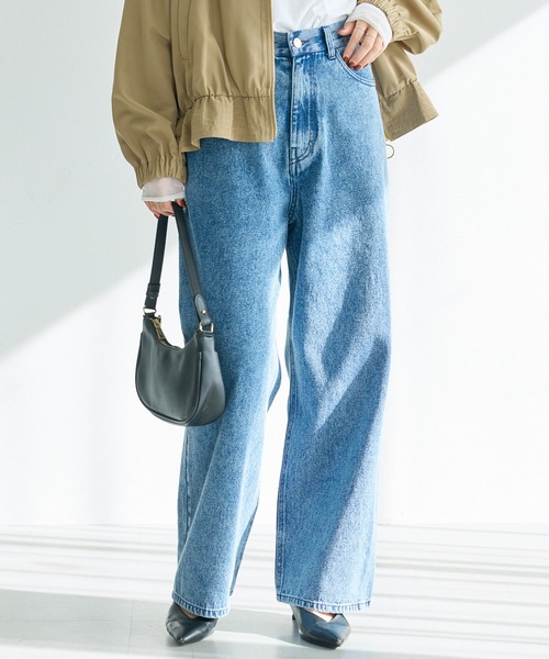 LAVEANGE（ラビアンジェ）の「ワイドストレートデニム（デニムパンツ・レディース・ネイビー/ブルー/ブラック・4L/3L/LL/M/5L）」の5枚目の写真
