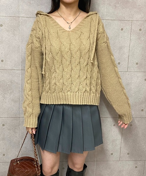 NANEA(ナネア)の「クロップド丈ケーブル編みニットプルパーカー(ニット/セーター・レディース・アイボリー/ベージュ・フリー)」の20枚目の写真