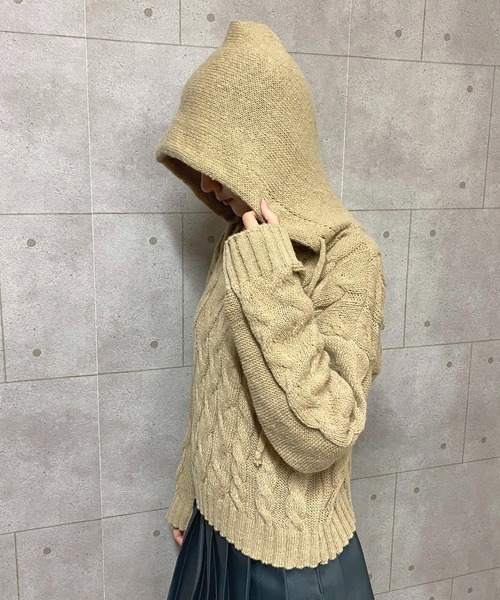 NANEA(ナネア)の「クロップド丈ケーブル編みニットプルパーカー(ニット/セーター・レディース・アイボリー/ベージュ・フリー)」の14枚目の写真