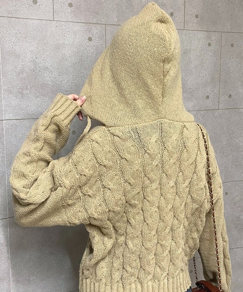 NANEA(ナネア)の「クロップド丈ケーブル編みニットプルパーカー(ニット/セーター・レディース・アイボリー/ベージュ・フリー)」の13枚目の写真