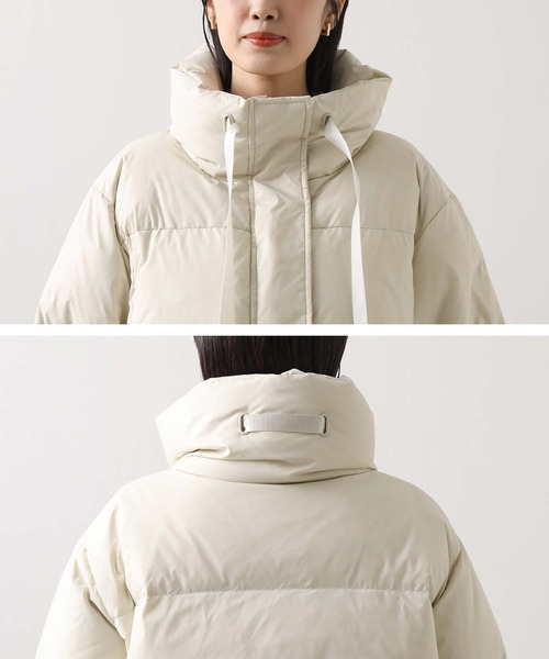 Gready Brilliant（グレディブリリアン）の「スタンドネックショートダウン（ダウンジャケット/コート・レディース・ブラック/グレイッシュベージュ・38）」の7枚目の写真