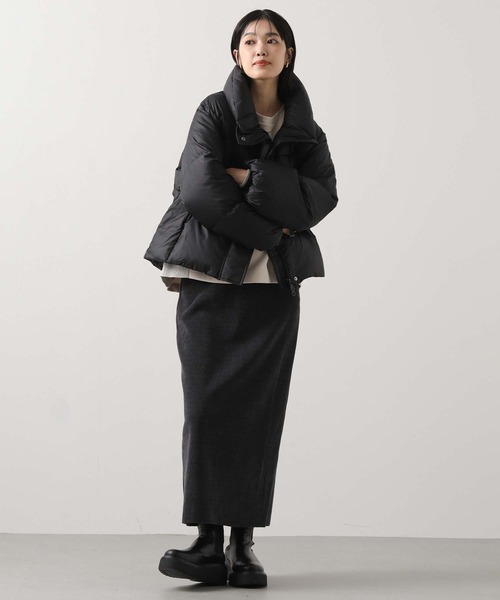 Gready Brilliant（グレディブリリアン）の「スタンドネックショートダウン（ダウンジャケット/コート・レディース・ブラック/グレイッシュベージュ・38）」の18枚目の写真