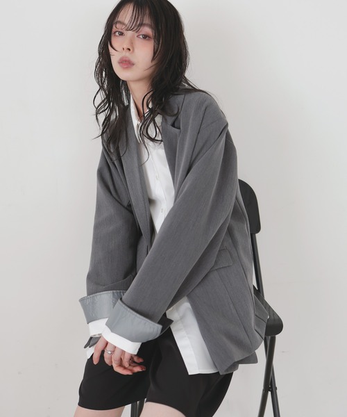 LIAN（リアン）の「レイヤードデザインテーラードジャケット（テーラードジャケット・レディース・チャコールグレー/ブラック/グレイッシュベージュ/モカ・FREE）」の3枚目の写真