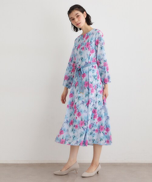 LAURA ASHLEY（ローラアシュレイ）の「【洗える／同柄アイテムあり】フリーサム ヘイズ柄ワンピース（ワンピース・レディース・ホワイト系3/ブルー系5・38/40）」の9枚目の写真