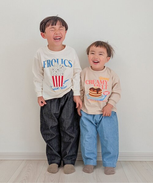 apres les cours（アプレレクール）の「バレルレッグタックパンツ（その他パンツ・キッズ・ベージュ/ブルー/ブラック・130/120/110/100/90/80）」の8枚目の写真