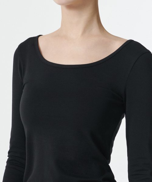 MUSINSA STANDARD WOMAN（ムシンサスタンダードウーマン）の「ウィメンズテンセルスリムバレリーナ長袖Tシャツ[ブラック]（Tシャツ/カットソー・レディース・その他・LARGE/MEDIUM/SMALL/X-SMALL/X-LARGE）」の3枚目の写真