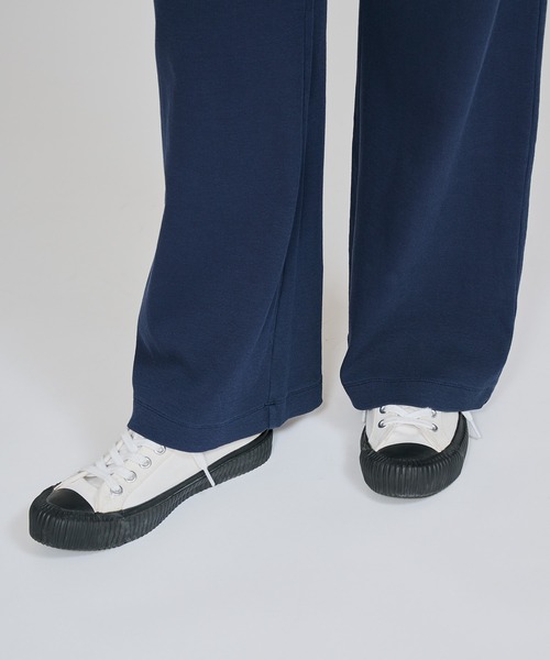 Champion(チャンピオン)の「【Champion/チャンピオン】レディース ワイドロングパンツ(その他パンツ・レディース・ブラック系その他/ダークブラウン/ロイヤルブルー・LARGE/MEDIUM)」の9枚目の写真