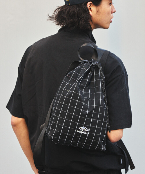 UMBRO（アンブロ）の「UMBRO/アンブロ SP Packable Mini Bag/別注 チェック＆ストライプ パッカブル ミニバッグ（バックパック/リュック・メンズ・ホワイト/ブラック/ネイビー/ブルー/グリーン・ONE SIZE）」の3枚目の写真