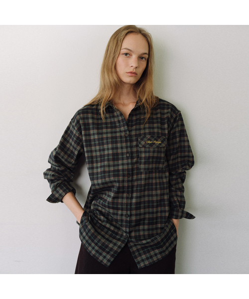 URAGO(ユラーゴ)の「Flap pocket check shirt(シャツ/ブラウス・レディース・ネイビー/グリーン・FREE)」の2枚目の写真