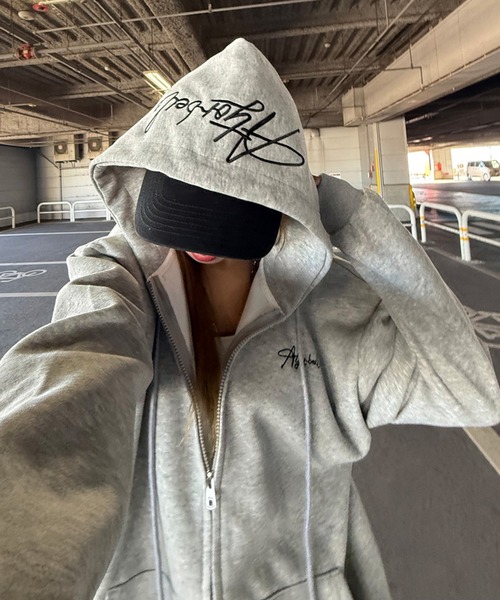 non-hedge（ノンヘッジ）の「フードロゴビッグジップアップパーカー（パーカー・レディース・ワインレッド/ネイビー/ブラック/オフホワイト/グレー・FREE）」の6枚目の写真