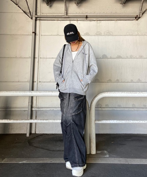 non-hedge（ノンヘッジ）の「フードロゴビッグジップアップパーカー（パーカー・レディース・ワインレッド/ネイビー/ブラック/オフホワイト/グレー・FREE）」の7枚目の写真