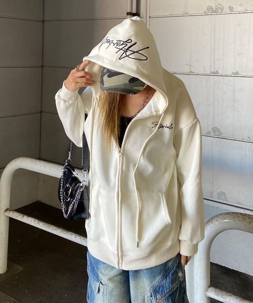 non-hedge（ノンヘッジ）の「フードロゴビッグジップアップパーカー（パーカー・レディース・ワインレッド/ネイビー/ブラック/オフホワイト/グレー・FREE）」の16枚目の写真