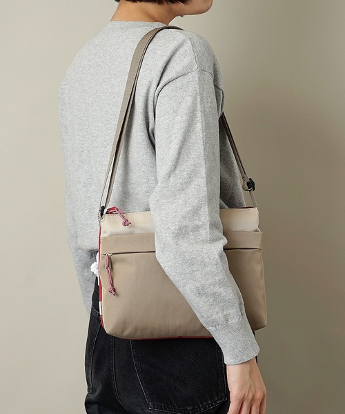 MOOMIN(ムーミン)の「【MOOMIN】(ムーミン) サコッシュ ショルダーバッグ RMNL-06(ショルダーバッグ・レディース・ブラック/グレー/チャコールグレー/グリーン/ブルー/レッド・ONE SIZE)」の13枚目の写真