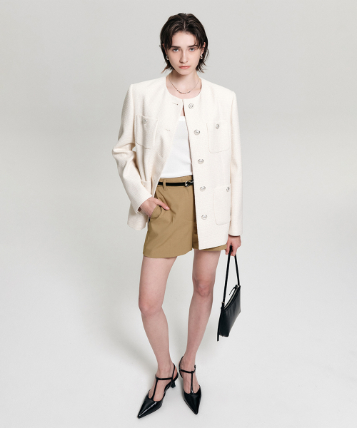 LOOKAST(ルックキャスト)の「コレットウールブレンドショーツ / COLETTE WOOL BLEND SHORTS_4colors(その他パンツ・レディース・チャコールグレー/ブラック/アイボリー/Beige・SMALL/MEDIUM)」の6枚目の写真