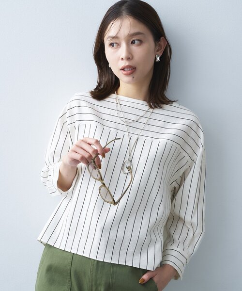 UNTITLED（アンタイトル）の「【洗える/6分袖】ボートネックブラウス（シャツ/ブラウス・レディース・ベージュ系2/イエロー系その他/ダークグレー/ホワイト系5・00/04/48/44/50/02）」の7枚目の写真
