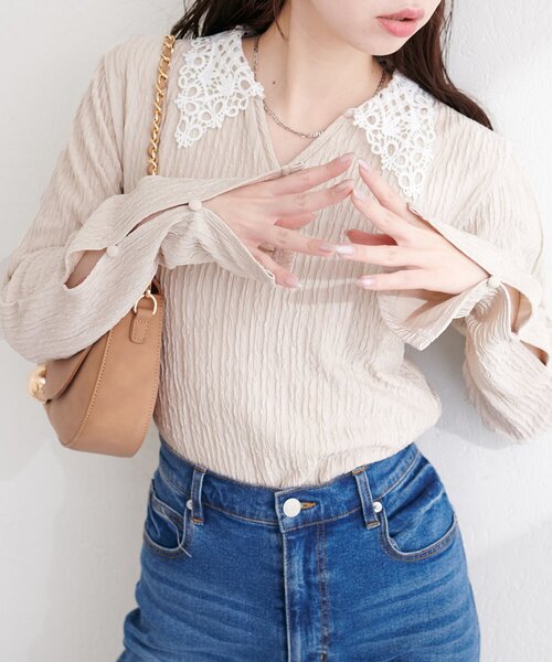 natural couture（ナチュラルクチュール）の「レース衿ロンT（ニット/セーター・レディース・ブラック/ライトベージュ/サックスブルー/ネイビー・FREE）」の3枚目の写真