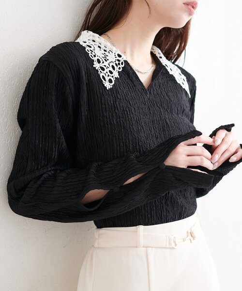 natural couture（ナチュラルクチュール）の「レース衿ロンT（ニット/セーター・レディース・ブラック/ライトベージュ/サックスブルー/ネイビー・FREE）」の5枚目の写真