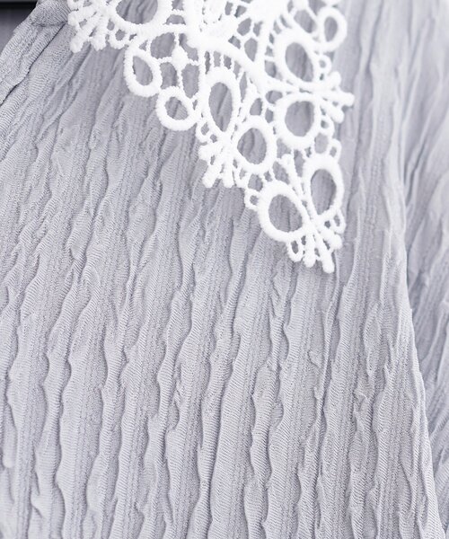 natural couture（ナチュラルクチュール）の「レース衿ロンT（ニット/セーター・レディース・ブラック/ライトベージュ/サックスブルー/ネイビー・FREE）」の15枚目の写真