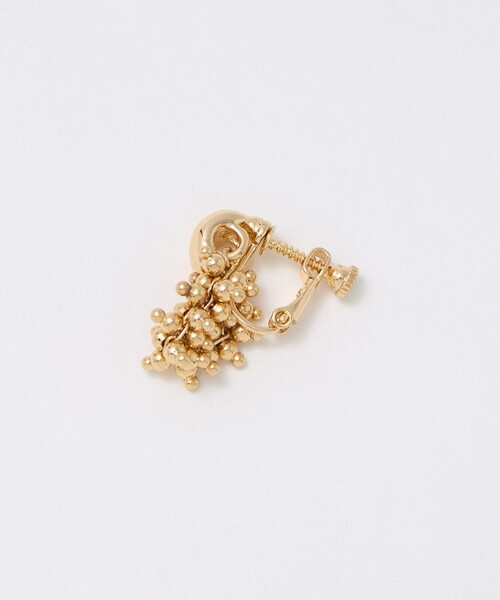 green label relaxing（グリーンレーベルリラクシング）の「オーバルメタル＆ツブツブミックス イヤリング（イヤリング・レディース・シルバー/ゴールド・FREE）」の5枚目の写真