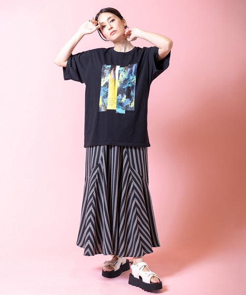 OSMOSIS（オズモーシス）の「プリントTシャツ（Tシャツ/カットソー・レディース・ホワイト/ライトグレー/ブラック・ONE SIZE）」の4枚目の写真