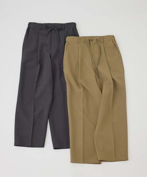 le cercle ADAM ET ROPE'(ルセルクルアダムエロペ)の「メランジ配色セミワイドパンツ/セットアップ対応(スラックス・メンズ・イエロー系その他3/チャコールグレー・L/LL/M/S)」の1枚目の写真