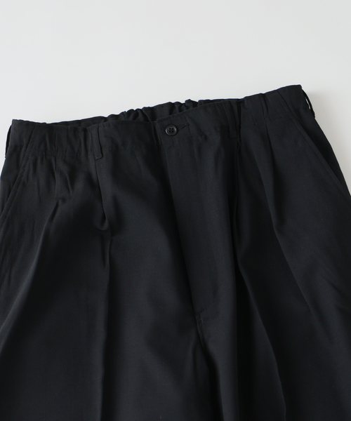 JOURNAL STANDARD J.S HOMESTEAD（ジャーナルスタンダードホームステッド）の「J.S.Homestead / シャドー インフレーション スラックス（スラックス・メンズ・ライトグレー/ブラック・LARGE/MEDIUM）」の5枚目の写真