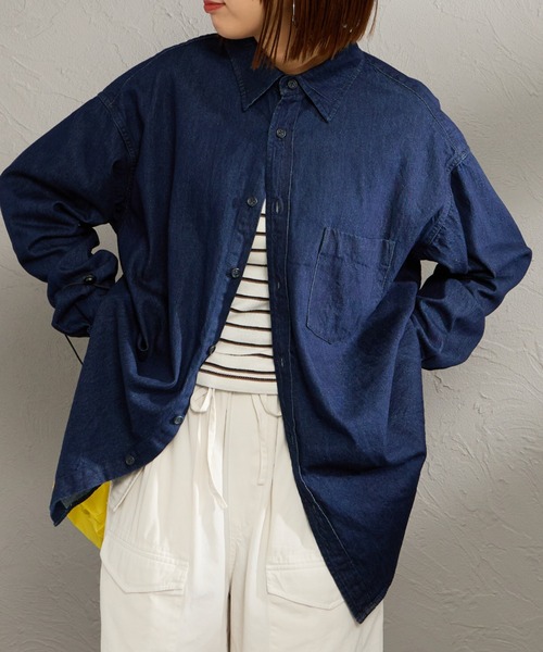 PENNEYS（ぺニーズ）の「[PENNEYS／ペニーズ] 別注 80Z ビッグシルエット デニムシャツ（シャツ/ブラウス・レディース・インディゴブルー/ライトインディゴブルー/ブラック・M/S/L）」の3枚目の写真