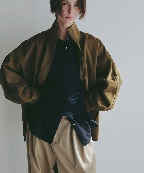 ETRE TOKYO（エトレトウキョウ）の「ハイネックドルマンスリーブシャツブルゾン（ブルゾン・レディース・アイボリー/カーキ・S/M）」の4枚目の写真