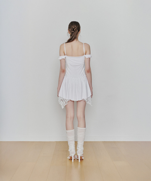 PAIN OR PLEASURE(ペインオアプレジャー)の「PETAL RUFFLE DRESS white(ワンピース・レディース・その他・MEDIUM/SMALL)」の3枚目の写真