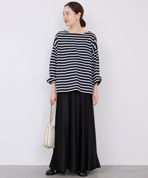 SLOBE IENA（スローブイエナ）の「《WEB限定/追加2》グロッシーサテンフレアスカート（スカート・レディース・アイボリー/ブラック・FREE）」の4枚目の写真