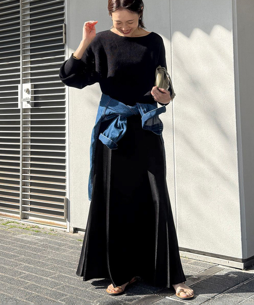 SLOBE IENA（スローブイエナ）の「《WEB限定/追加2》グロッシーサテンフレアスカート（スカート・レディース・アイボリー/ブラック・FREE）」の7枚目の写真