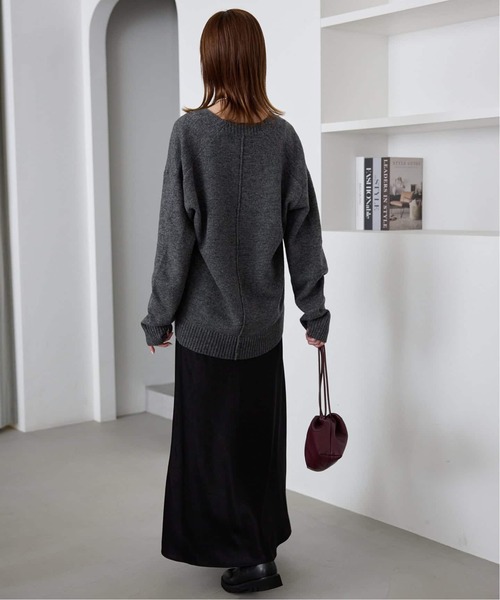 SLOBE IENA（スローブイエナ）の「《WEB限定/追加2》グロッシーサテンフレアスカート（スカート・レディース・アイボリー/ブラック・FREE）」の13枚目の写真