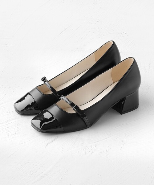 TOCCA(トッカ)の「RIBBON CROSSING PUMPS メリージェーン パンプス(パンプス・レディース・アイボリー系/ベージュ系/ブラック系・37/36/35/39/38)」の21枚目の写真
