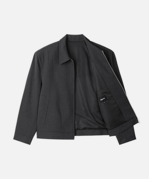 DRAW FIT（ドローフィット）の「ピンストライプクロップブルゾンジャケット[チャコール]（ブルゾン・メンズ・その他・M/L/XL）」の6枚目の写真