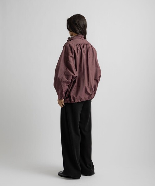 Saturdays NYC(サタデーズ ニューヨークシティ )の「Edie Windbreaker(ブルゾン・レディース・ブラック/ワイン/ベージュ・M/S)」の13枚目の写真