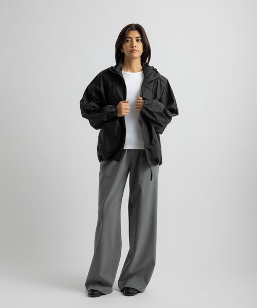 Saturdays NYC(サタデーズ ニューヨークシティ )の「Edie Windbreaker(ブルゾン・レディース・ブラック/ワイン/ベージュ・M/S)」の16枚目の写真