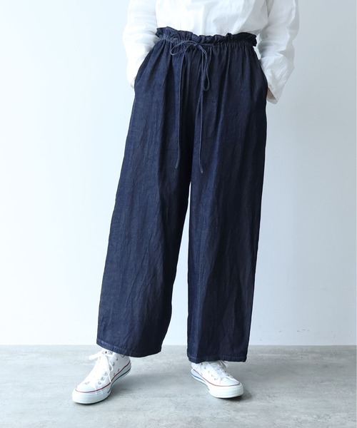 yuni(ユニ )の「R/C soft denim cocoon drawstrings pants(デニムパンツ・レディース・ネイビー・FREE)」の1枚目の写真