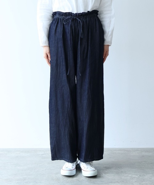 yuni(ユニ )の「R/C soft denim cocoon drawstrings pants(デニムパンツ・レディース・ネイビー・FREE)」の4枚目の写真