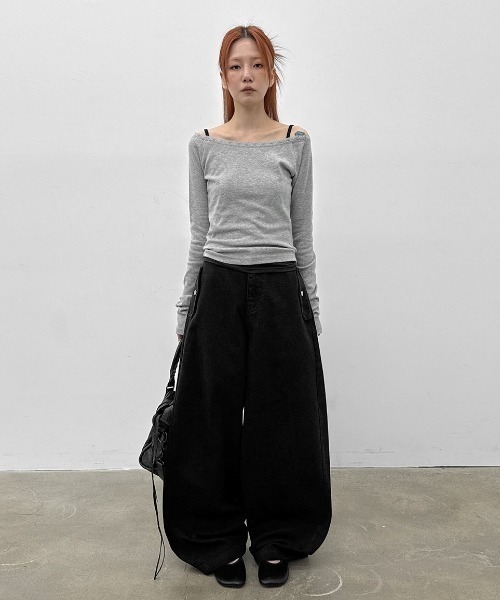 BLACKUP（ブラックアップ）の「[MADE] コゼッティレースオフショルダー長袖Tシャツ（Tシャツ/カットソー・レディース・ブラック/グレー/アイボリー・FREE）」の7枚目の写真