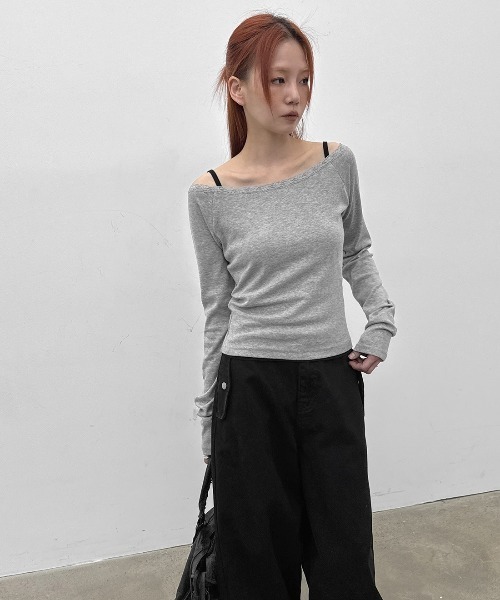 BLACKUP（ブラックアップ）の「[MADE] コゼッティレースオフショルダー長袖Tシャツ（Tシャツ/カットソー・レディース・ブラック/グレー/アイボリー・FREE）」の4枚目の写真