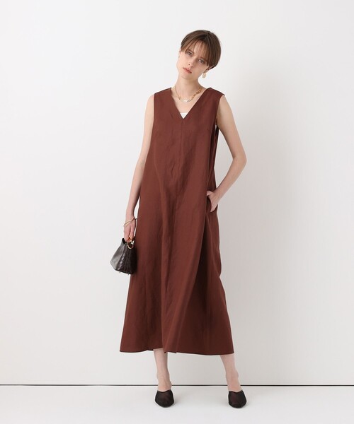 allureville(アルアバイル)の「ラミーAラインワンピース(ワンピース・レディース・ブラウン/ベージュ/レッド・2)」の4枚目の写真