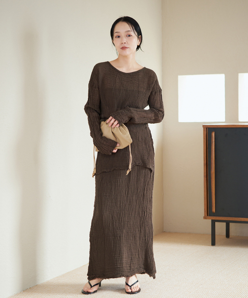 plage(プラージュ)の「LES ATELIERS FRANCAIS DE CONFECTION 別注 SLIT ブラウス(シャツ/ブラウス・レディース・ベージュ/ブラウン・FREE)」の3枚目の写真