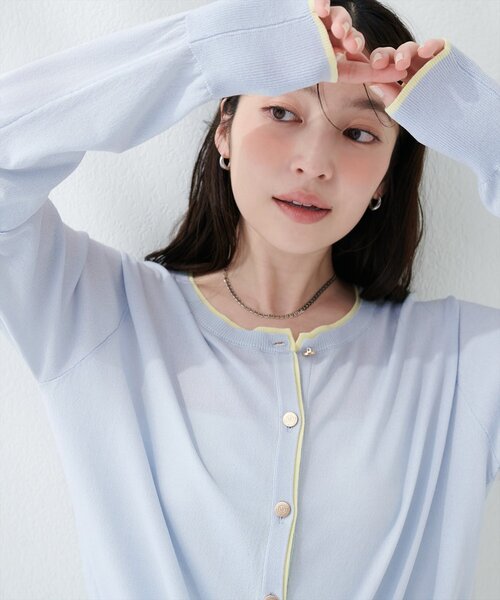 natural couture(ナチュラルクチュール)の「【sherbet line】接触冷感・UVカット付き配色金ボタンカーディガン(ニット/セーター・レディース・ピンク/ベージュ/オフホワイト/ブラック/サックスブルー・FREE)」の14枚目の写真