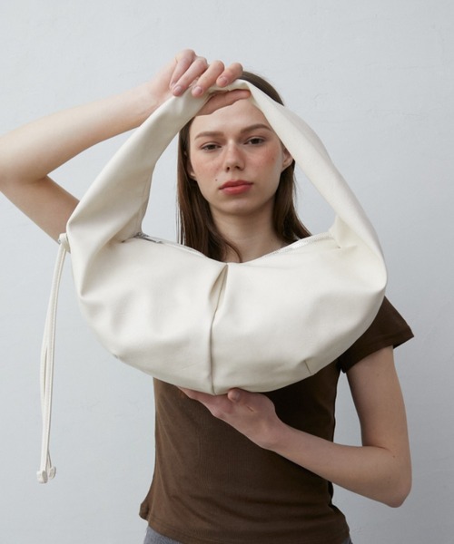 Rohwel（ローウェル）の「Moon Curve Shoulder Bag / ムーンカーブショルダーバッグ（ショルダーバッグ・レディース・ホワイト/ピンク/ブラック・FREE）」の11枚目の写真
