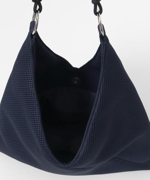 URBAN RESEARCH Sonny Label（アーバンリサーチサニーレーベル）の「メッシュトライアングルバッグ（トートバッグ・レディース・ブラック/グレー/ネイビー・ONE）」の18枚目の写真