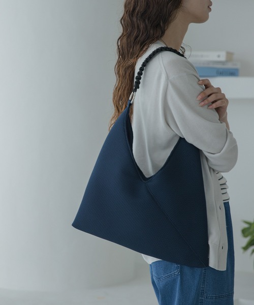 MEER. メーア　トライアングルバッグ TRIANGULER SHOULDER BAG /BLK・WHT F76 - MEER.